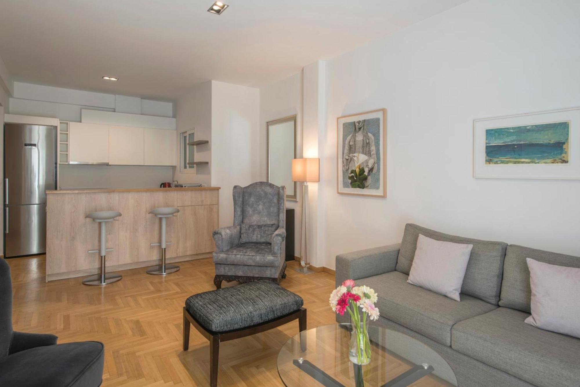 Delightful Stylish Two Bedroom Condo In Hip Area Of Central Athen Exterior foto